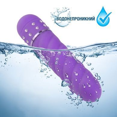 Водонепроникний фіолетовий міні-вібратор We Love Mini Elfin у воді з бризками