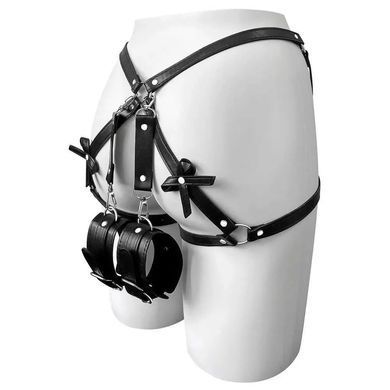 Эротическая портупея-подвязка с наручниками Black Desire Harness