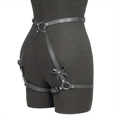 Эротическая портупея-подвязка с наручниками Black Desire Harness